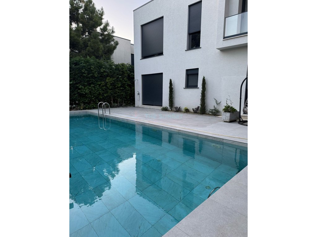 Einzelvilla zur miete im san pietro residence