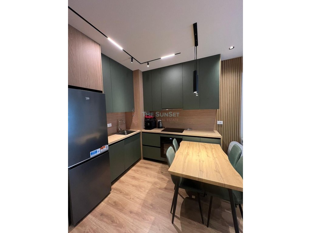 1+1 apartment mit balkon zur miete im kadiu residences, Tirana