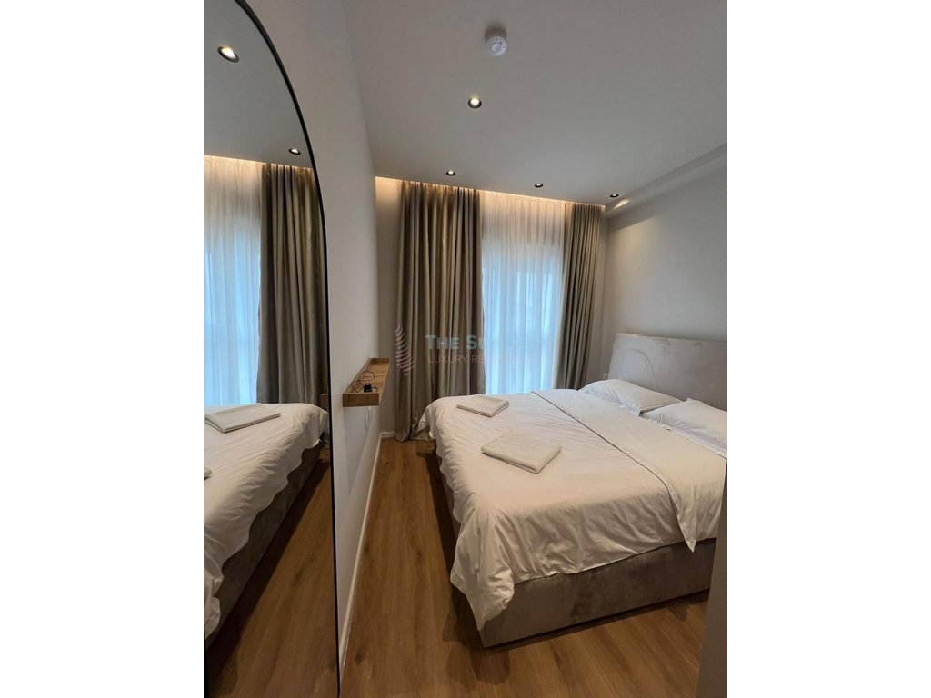 Apartamento 1+1 con balcón en alquiler en residencia kadiu, Tirana