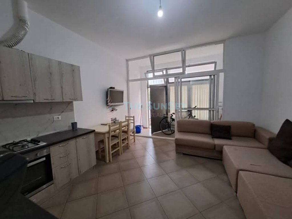 1+1 apartment zum verkauf im gebiet von 5 majit