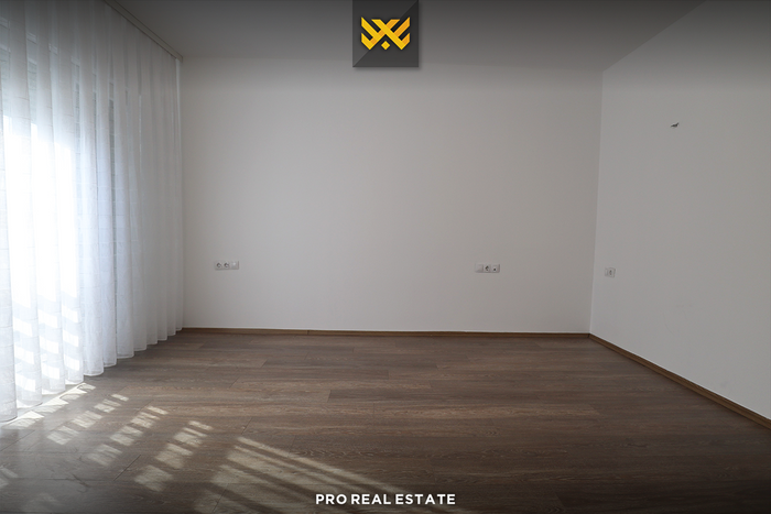 Casa de 335m² en #venta en Veternik.