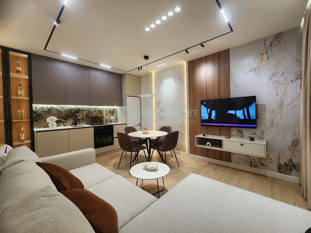 Apartamento 1+1 en venta en la zona de la playa de Durrës