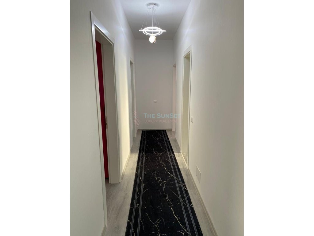 Villa de lujo de 3 dormitorios en venta con vista al mar en golem