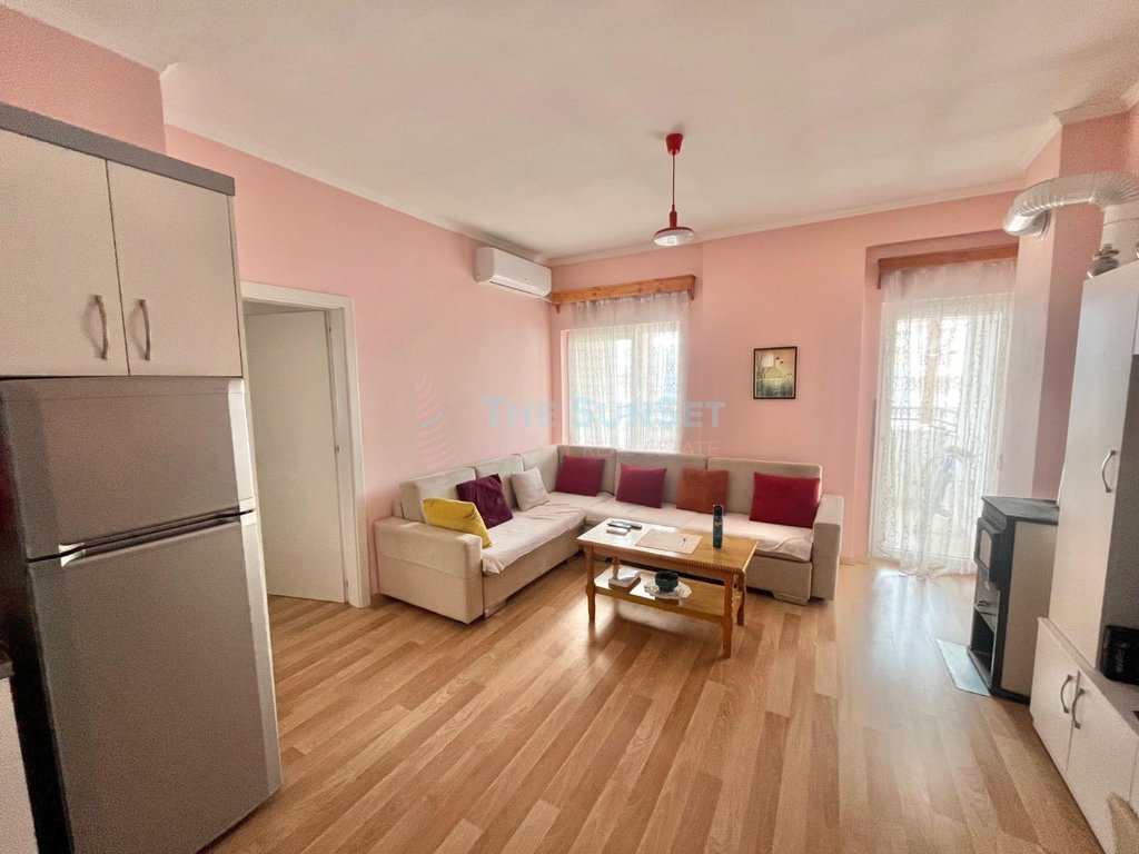 Appartement 2+1 à vendre à Pogradec, près du lac d'ohrid