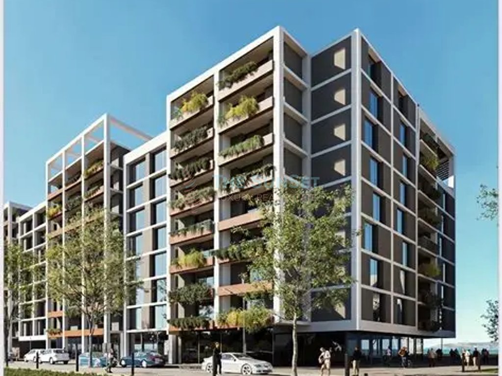 Apartamento 2+1 en venta – Mali i Robit, golem