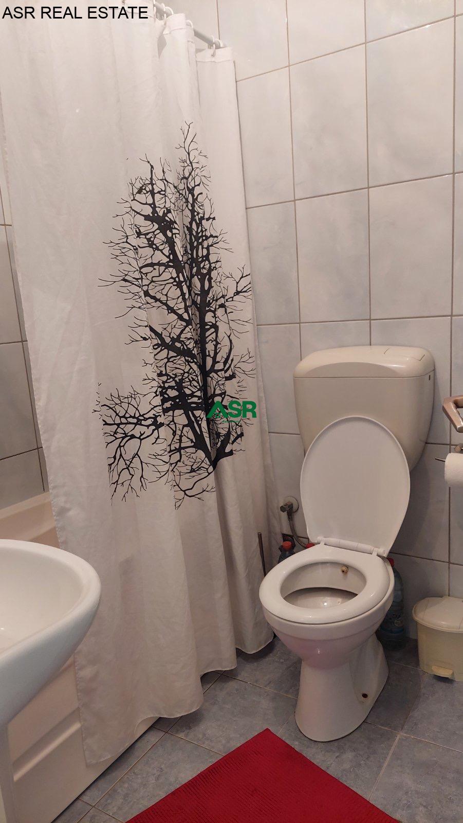 Shitet banesa në lagjen qendër