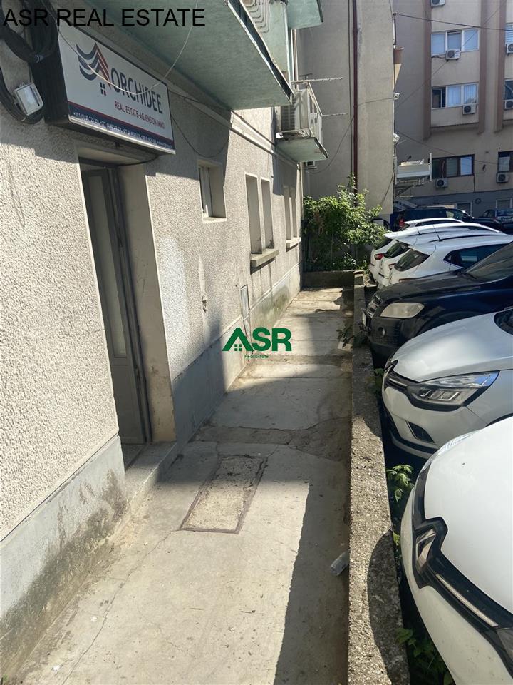 Lëshohet banesa-zyre me qira në lagjën qender