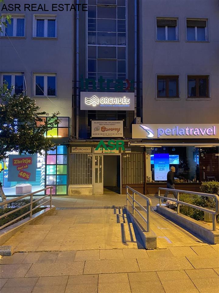 Lëshohet banesa-zyre me qira në lagjën qender