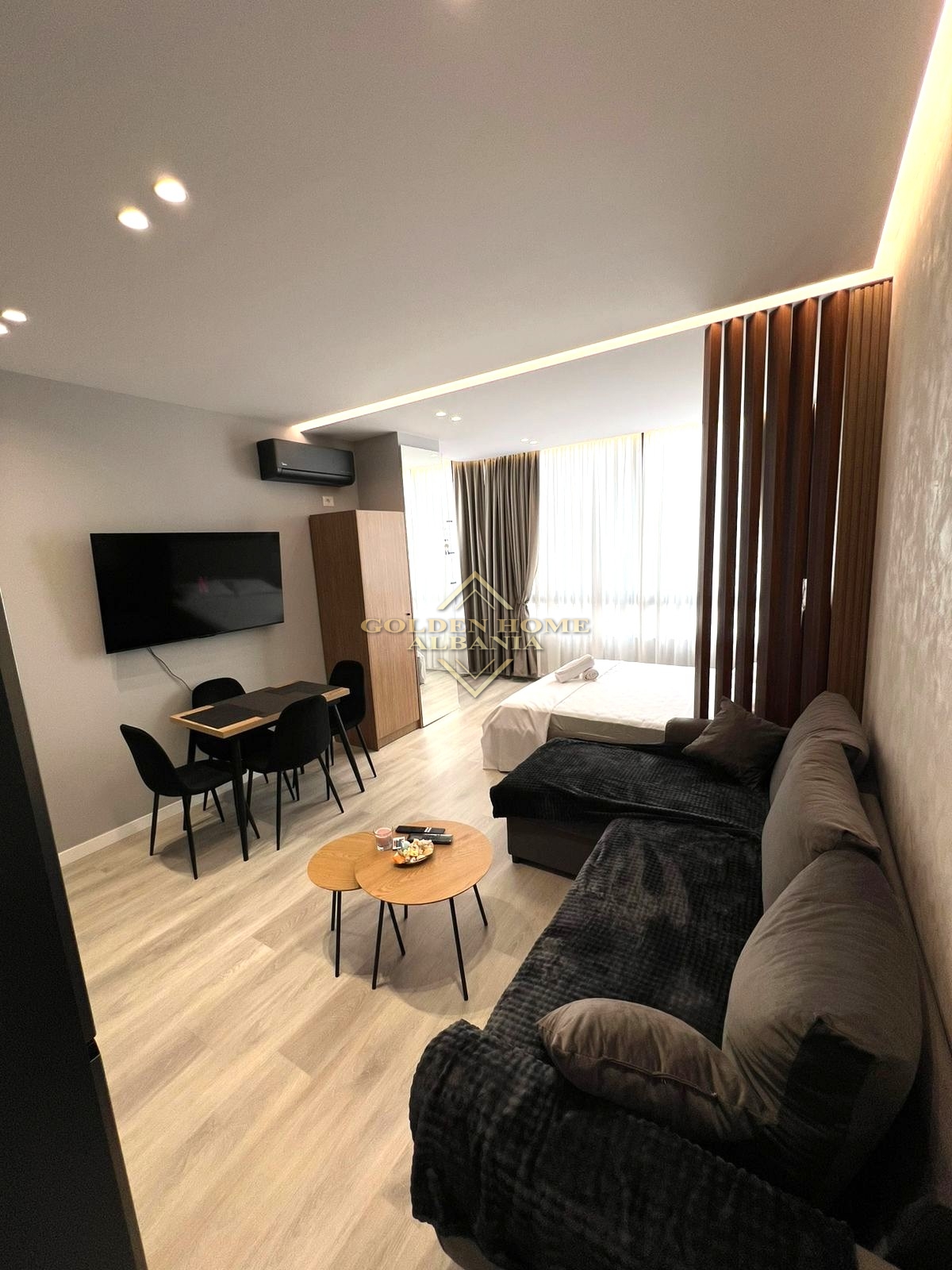 Estudio en venta en golem!