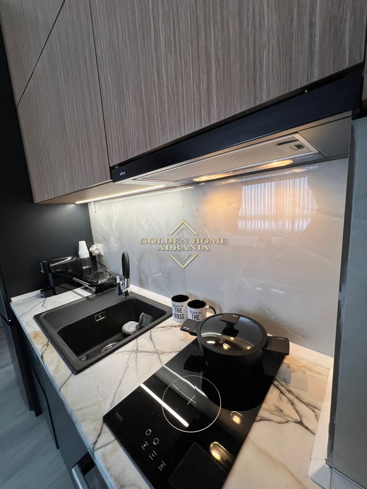 Estudio en venta en golem!