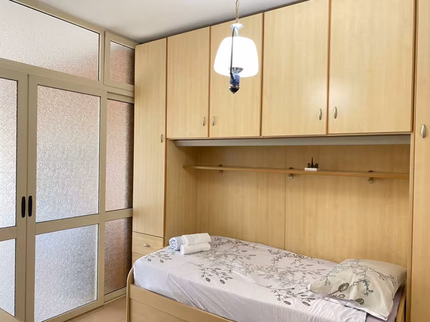 Zur miete: Duplex an der elbasanit-straße!