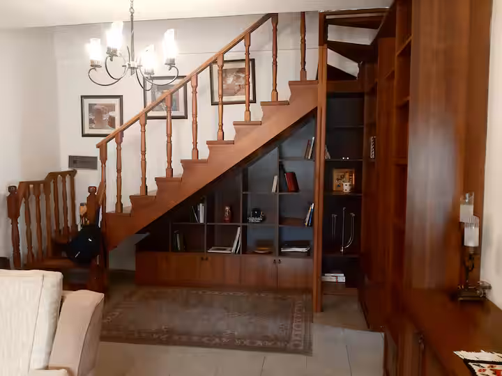 Zur miete: Duplex an der elbasanit-straße!