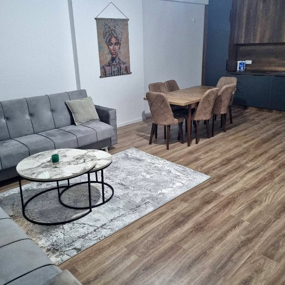 Apartamento para alugar 2+1 na rua c