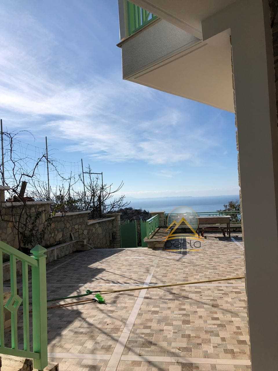 Villa à vendre avec vue fantastique à piqeras, sarande - perla real estate | appartements à louer | appartements à vendre | maison à louer | maison à vendre | estimation immobilière