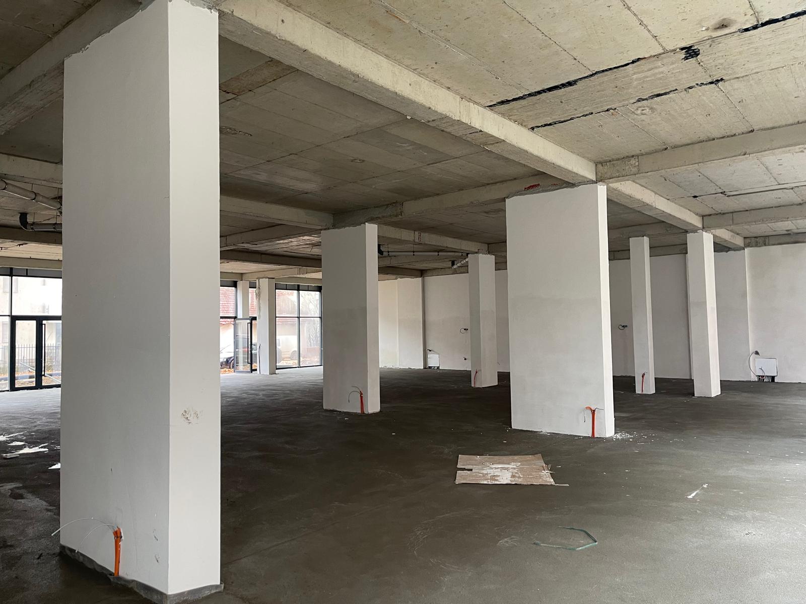 Commercial space for sale – 472 m² | Drenas