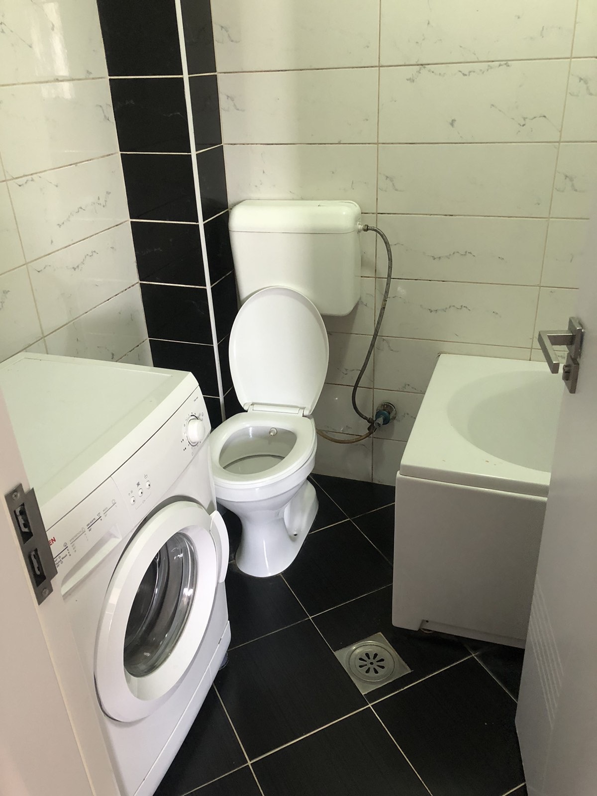 Apartamento en venta – 93 m² | Dardania, Fushë Kosovë, cerca de la escuela “Mihal Gramen”
