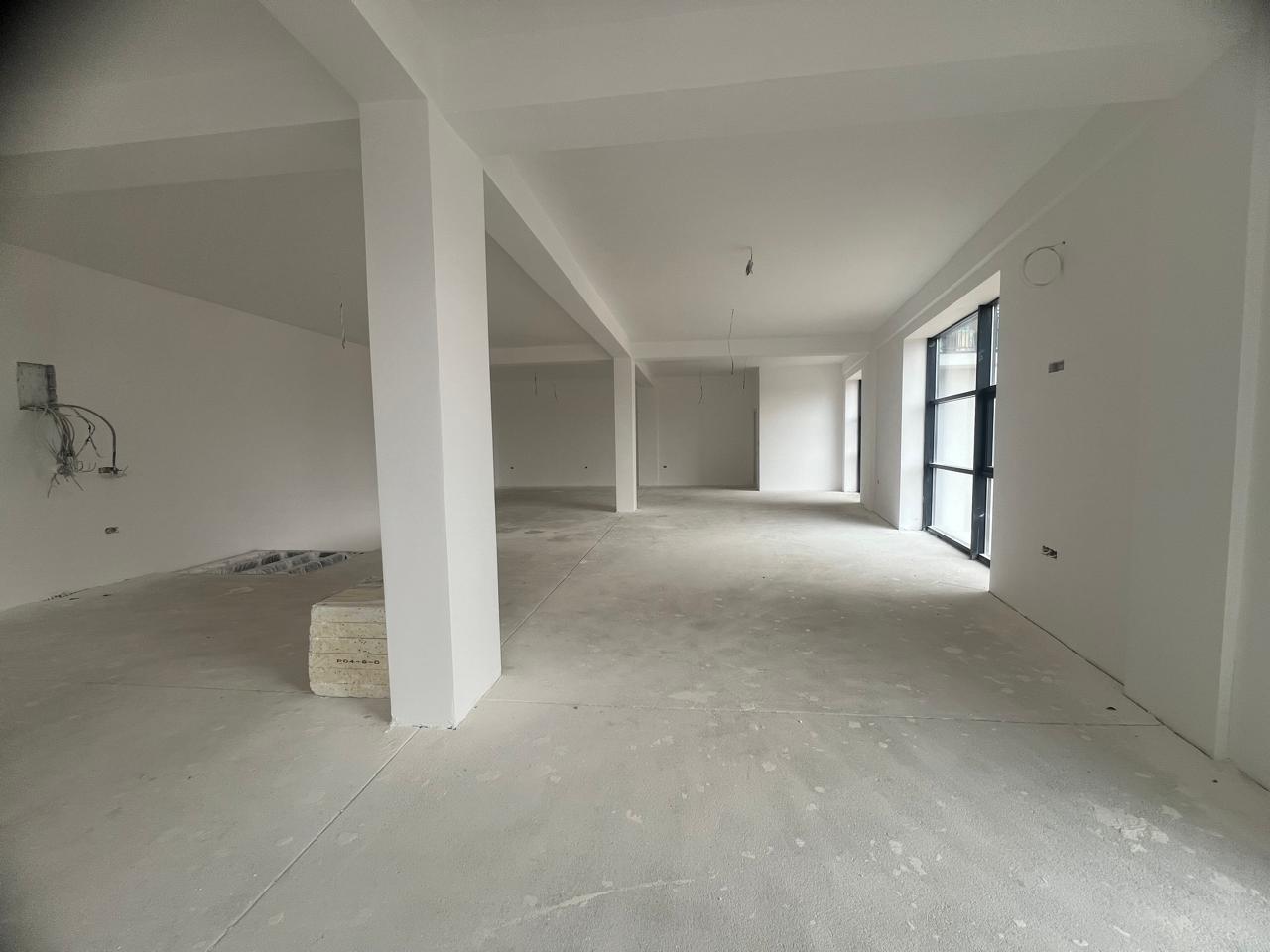 Commercial space for sale – 370 m² | aktiv complex – Drenas