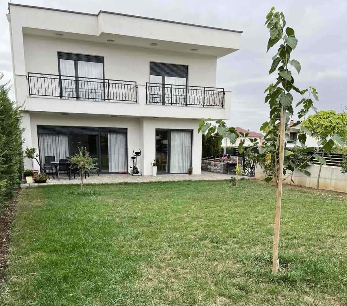 Premium house for sale – 300 m² | Veternik, Prishtina