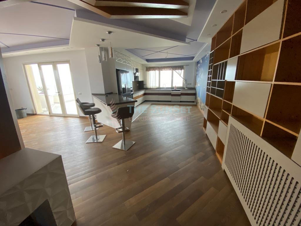 Penthouse zum verkauf - Durrës strand