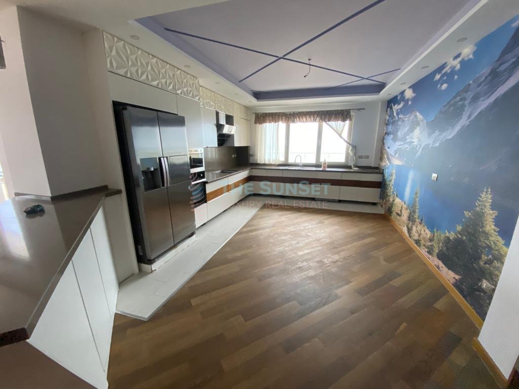 Penthouse zum verkauf - Durrës strand