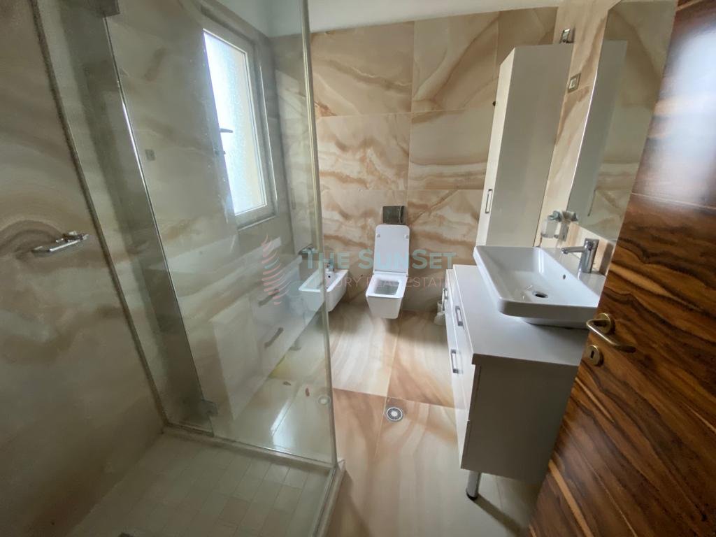 Penthouse zum verkauf - Durrës strand
