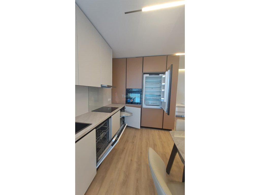 Apartment 2+1+2 zur miete bei galeria