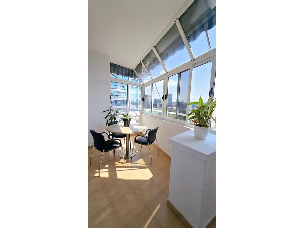 Luxus-penthouse 2+1 zur miete in bllok