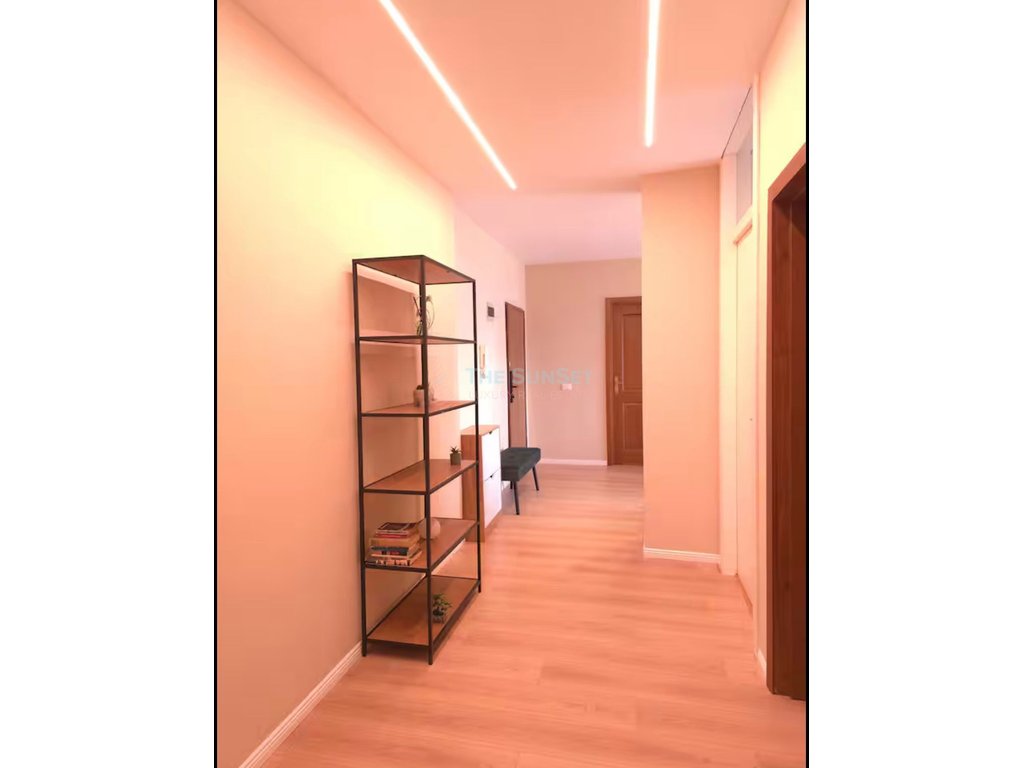 Luxus-penthouse 2+1 zur miete in bllok
