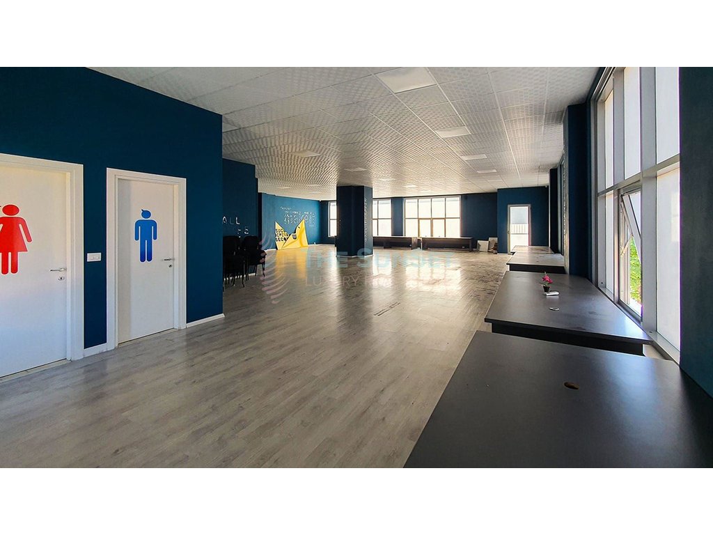 Ambient premium à vendre - rruga bardhyl