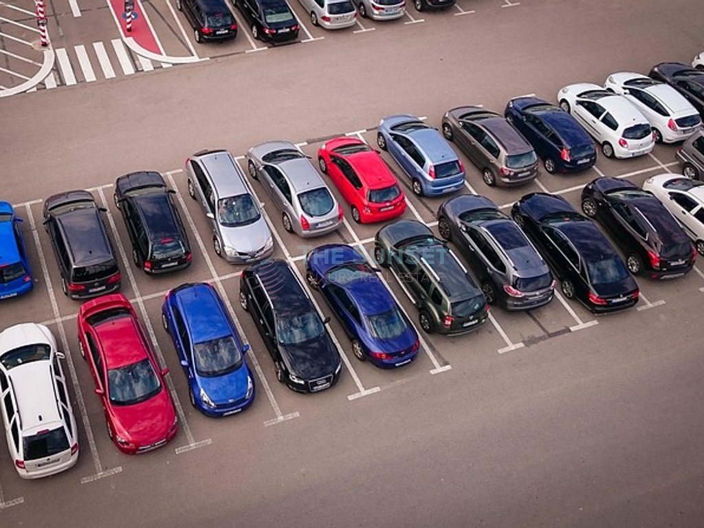 Place de parking à vendre – Astir - Tirana