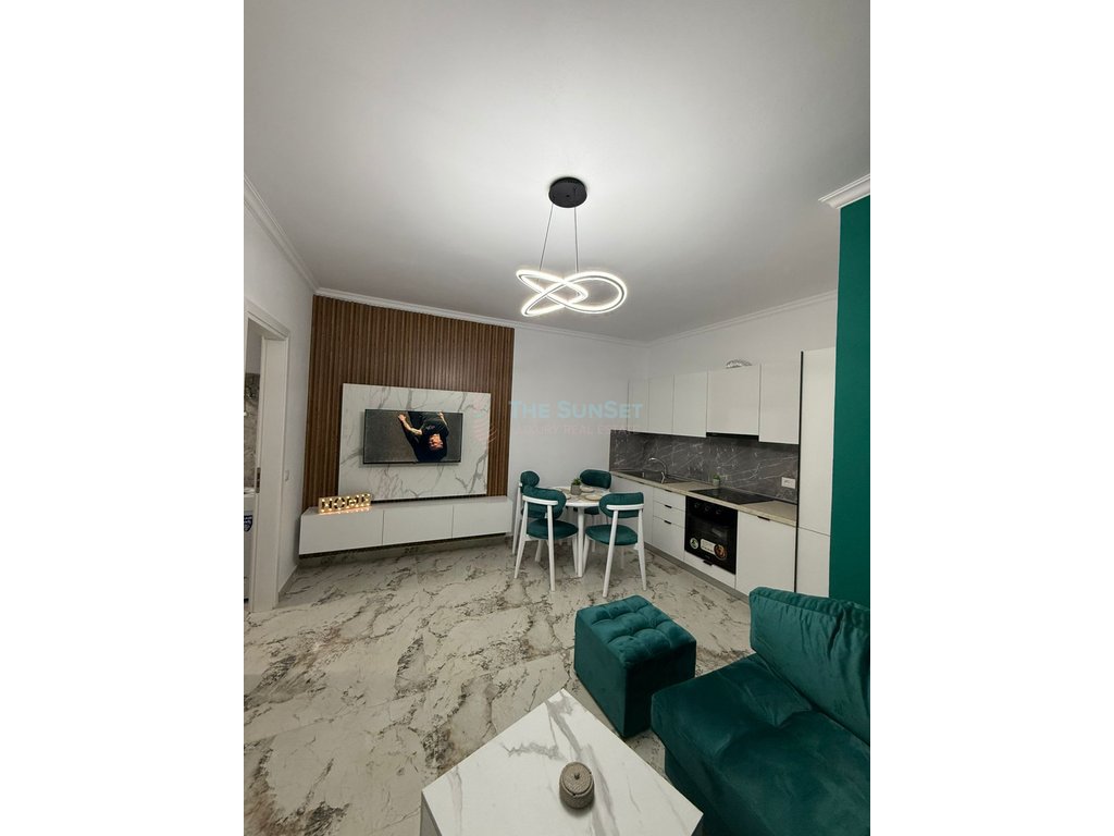 Apartment 1+1+abstellraum+parkplatz zum verkauf im gebiet von shkëmbi i kavajës