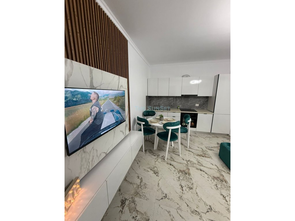 Apartment 1+1+abstellraum+parkplatz zum verkauf im gebiet von shkëmbi i kavajës