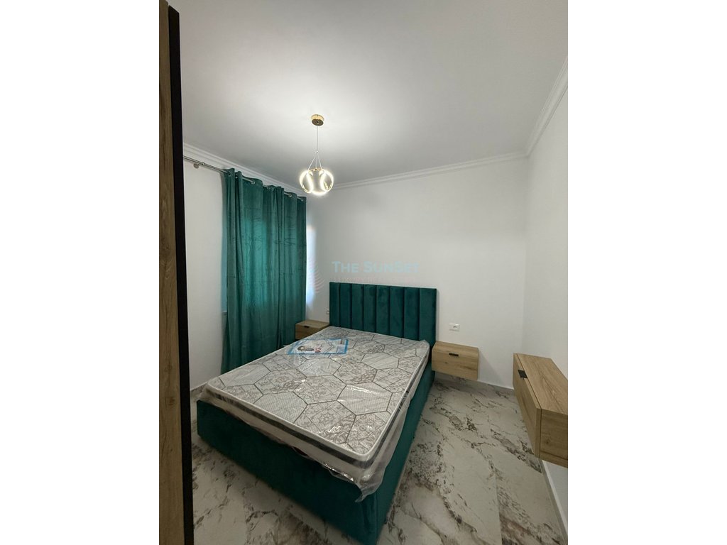 Apartment 1+1+abstellraum+parkplatz zum verkauf im gebiet von shkëmbi i kavajës