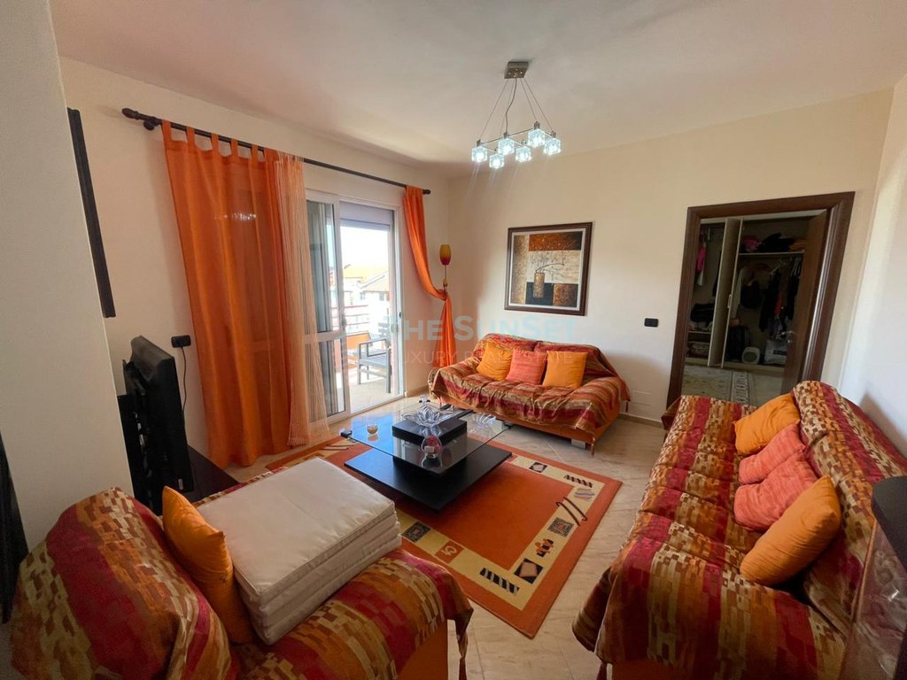 Wohnung 2+1+2 zu verkaufen in golem, durres