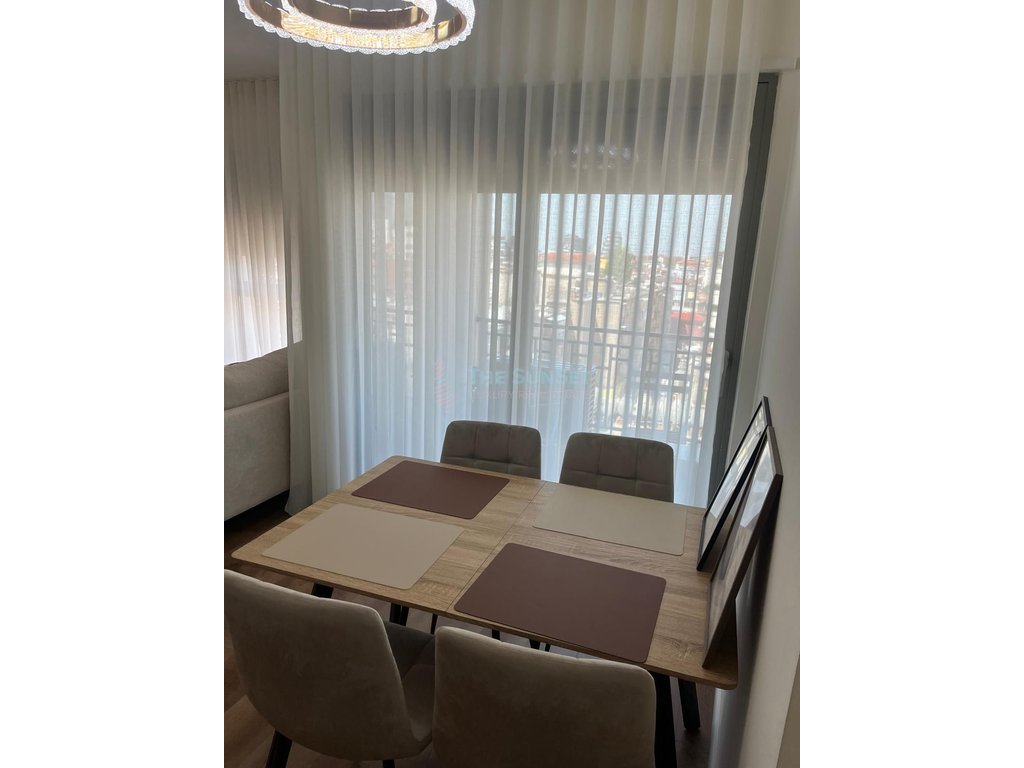Wohnung 1+1 zu mieten nahe rote schule