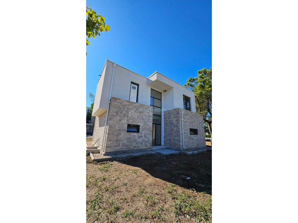 Villa in vendita – San pietro resort, baia di lalzi