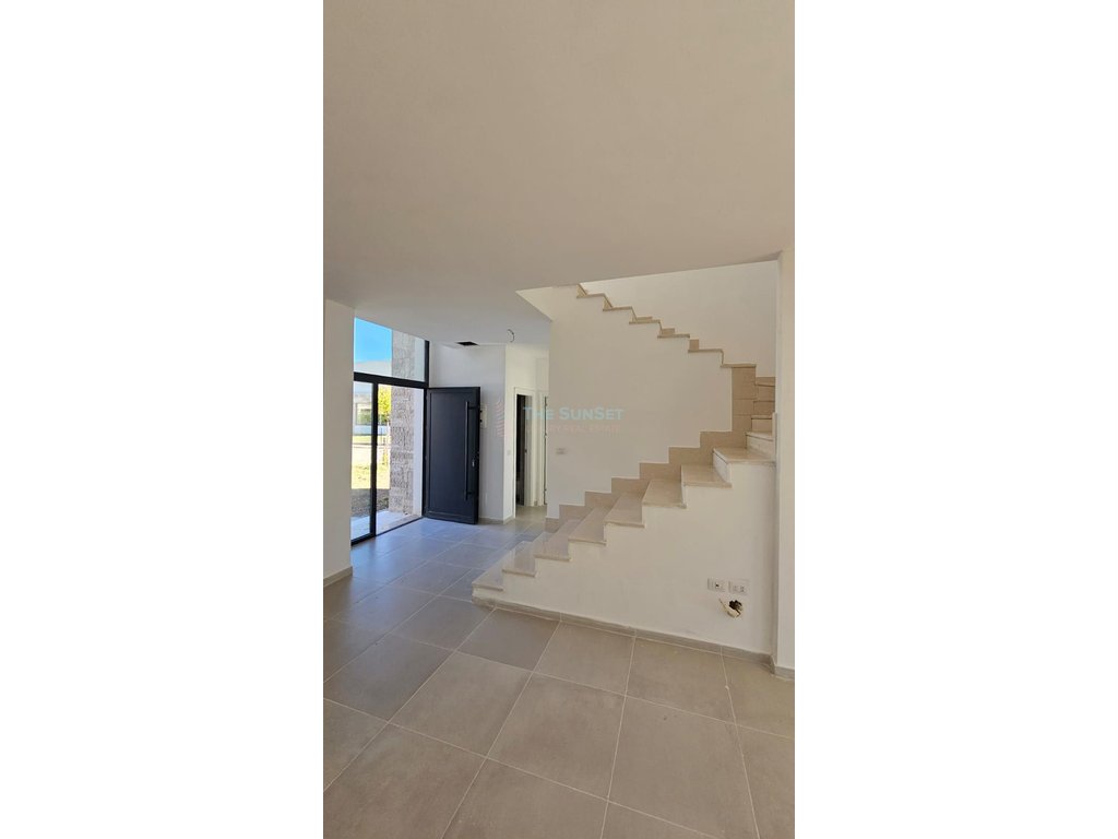 Villa in vendita – San pietro resort, baia di lalzi