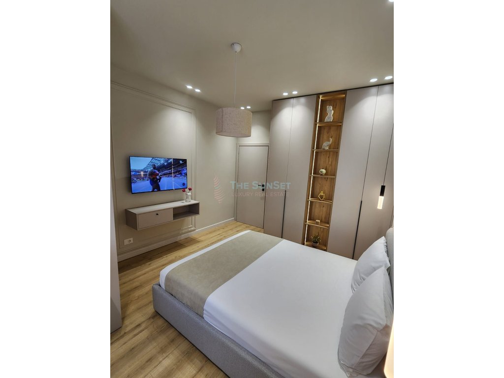 Apartamento 1+1 en venta en la playa, Durrës