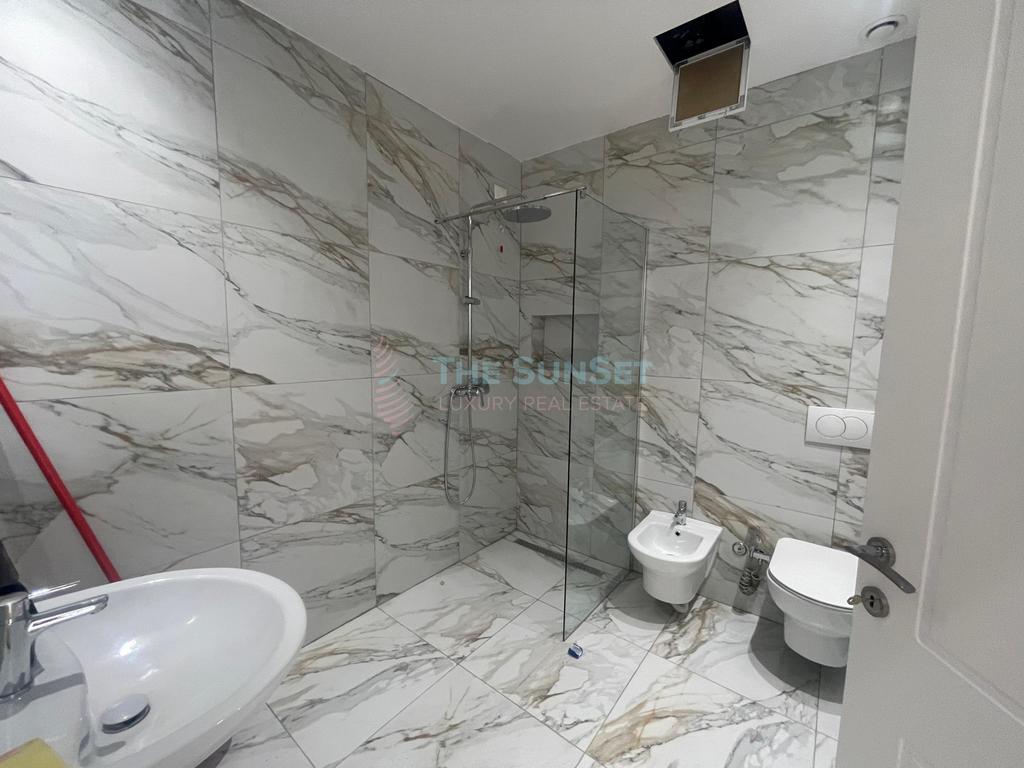 Appartement 2+1+2 à vendre dans la résidence lake view, rruga e kosovareve, Tirana
