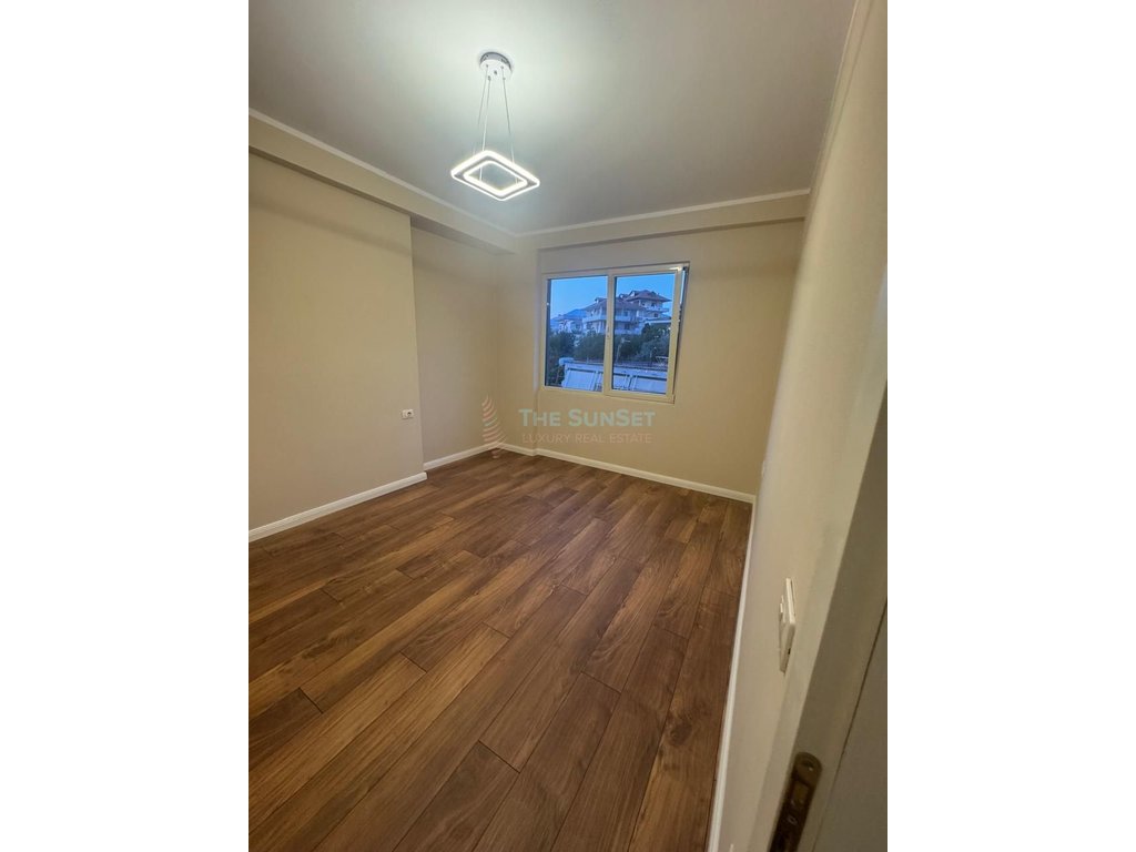 Wohnung 2+1 zu verkaufen in fresku, Tirana