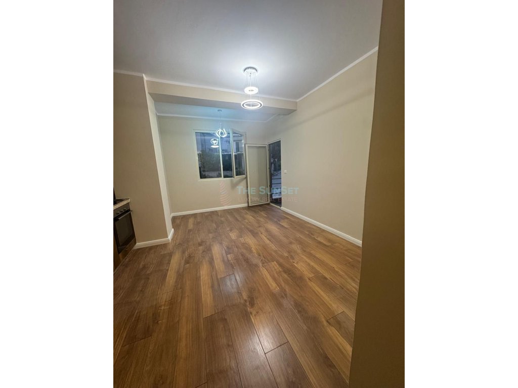 Wohnung 2+1 zu verkaufen in fresku, Tirana