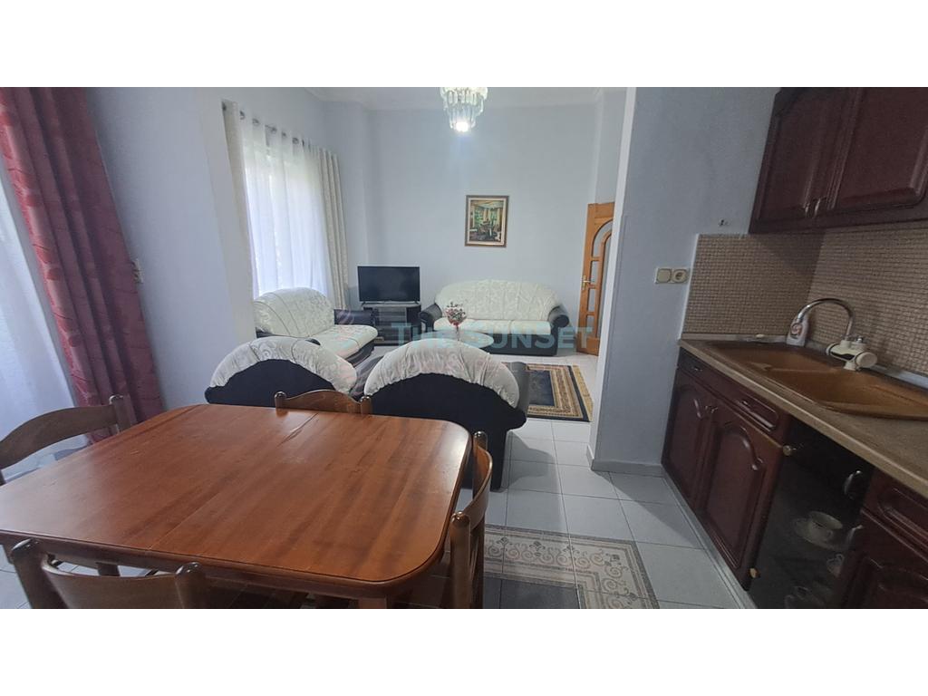 Apartment 2+1 zu mieten in shalvaret, Tirana