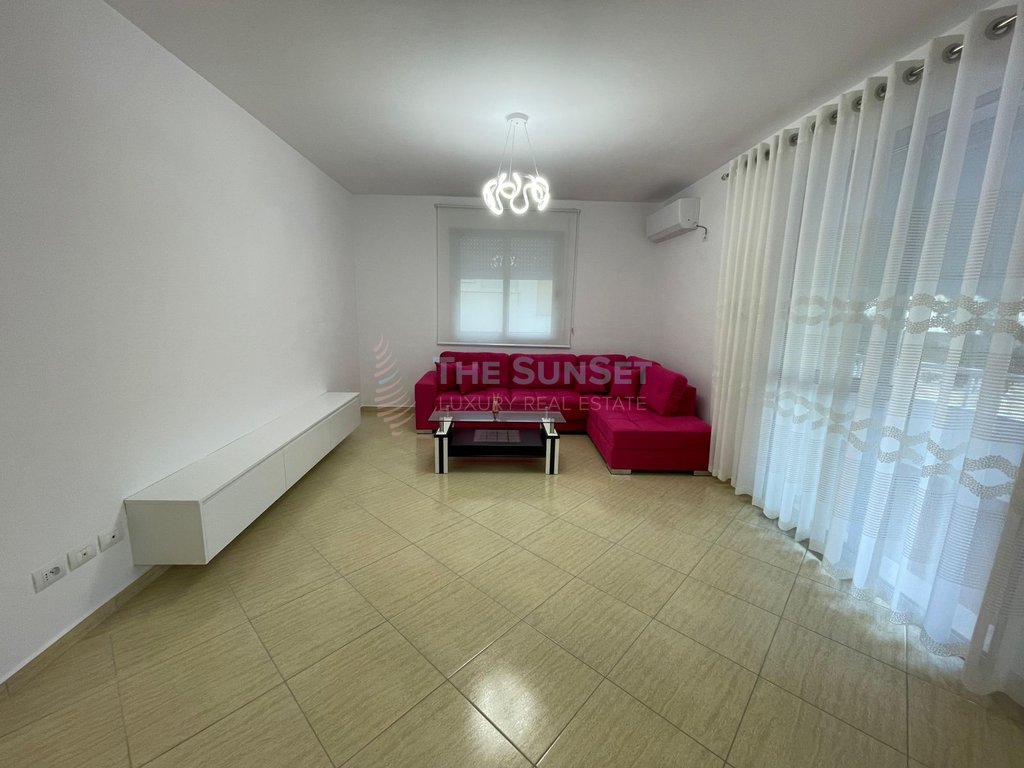 Apartment zum verkauf lungomare vlore ap hotel