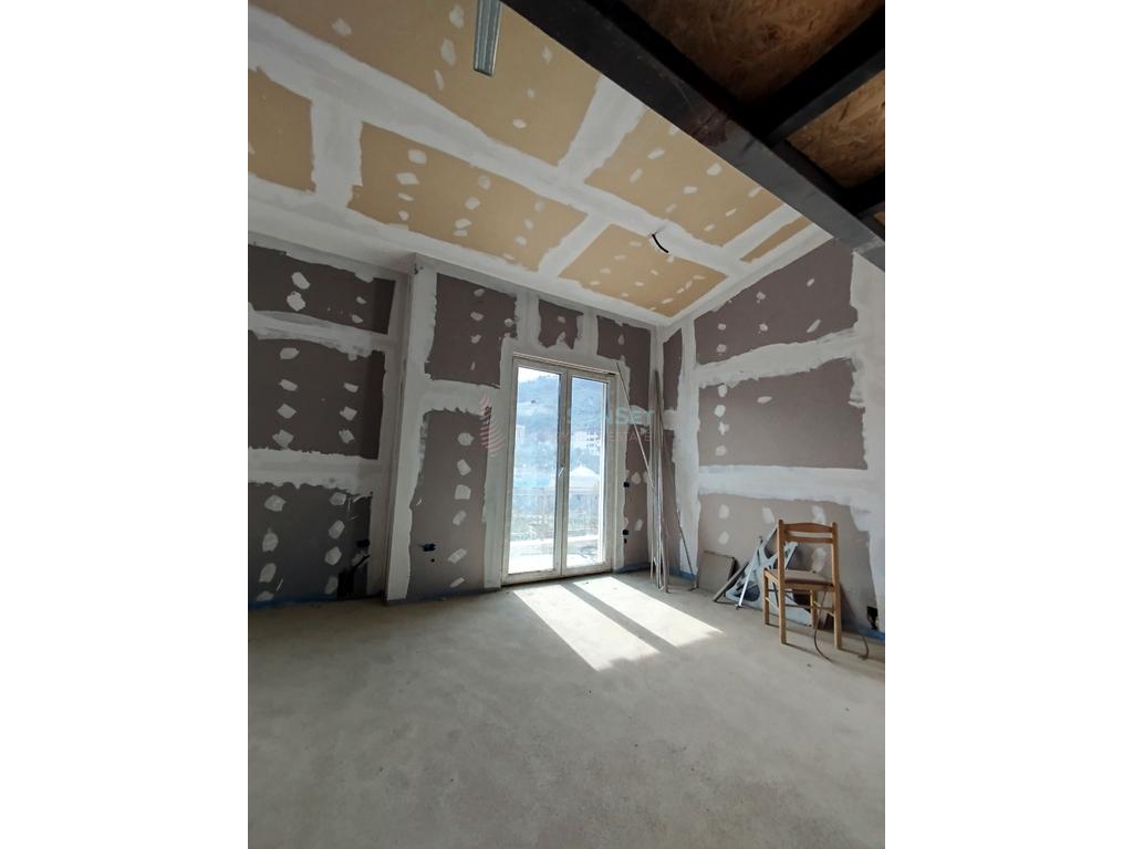 Penthouse for sale in selite