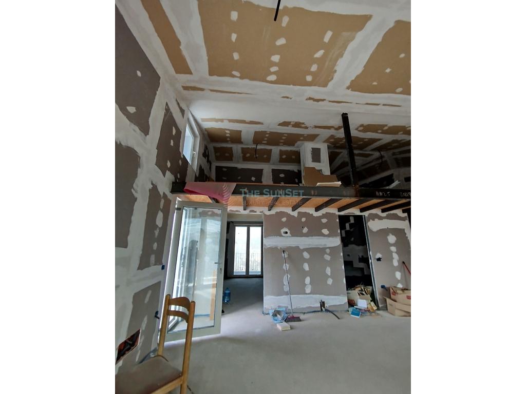 Penthouse for sale in selite