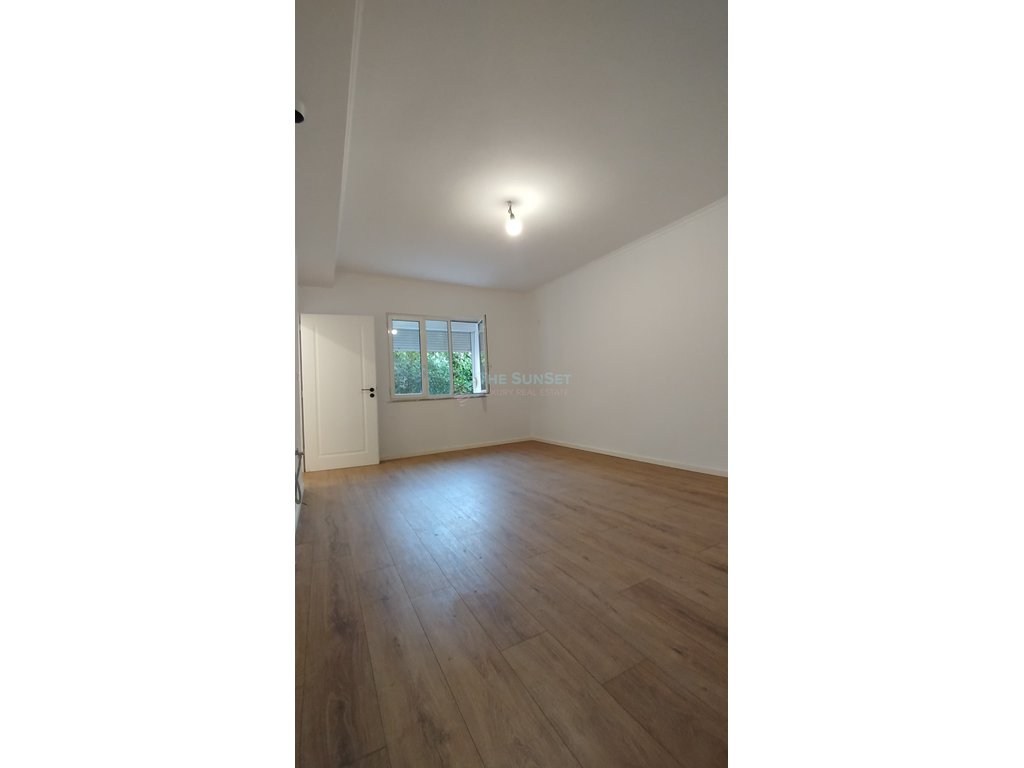 Appartement 1+1 à vendre près de ring center zogu i zi