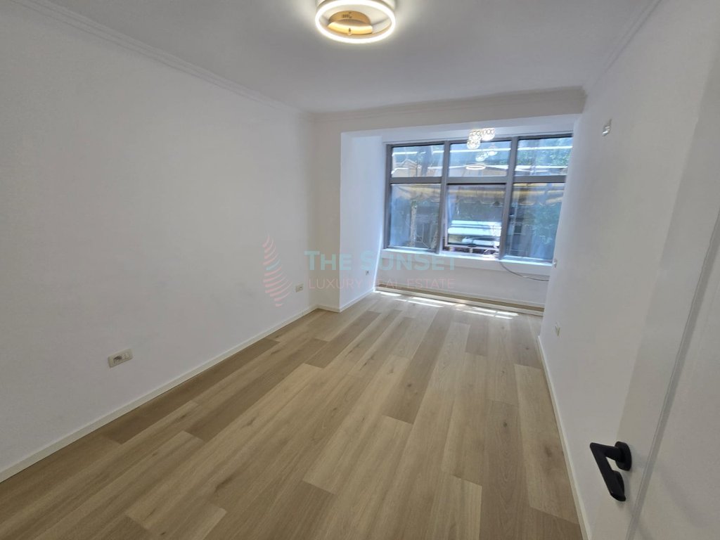 2+1 wohnung zum verkauf bei 21 dhjetori
