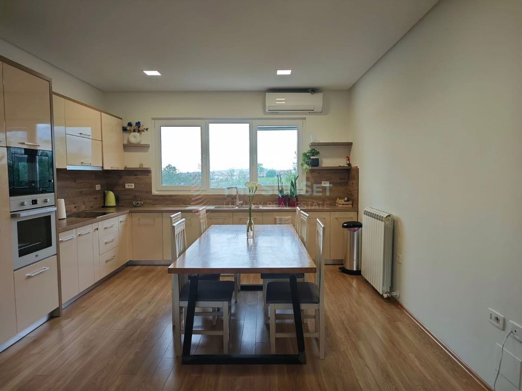 Villa en alquiler cerca de teg!