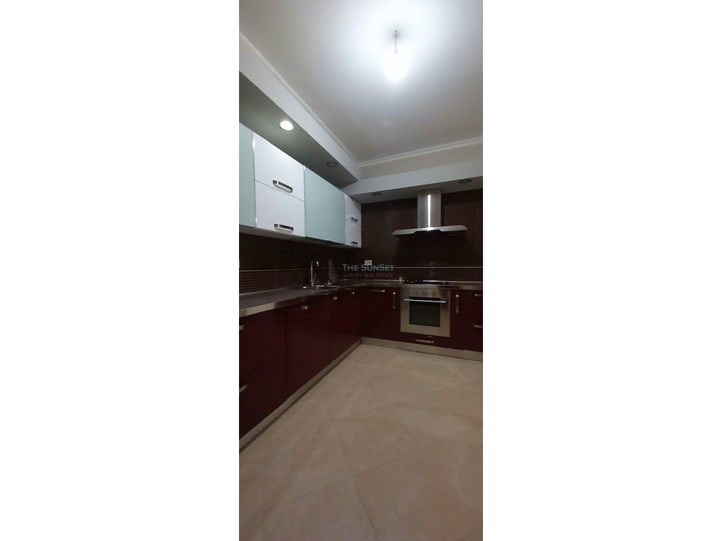 2+1+2 wohnung in lungomare, Vlorë mit eigentumsurkunde