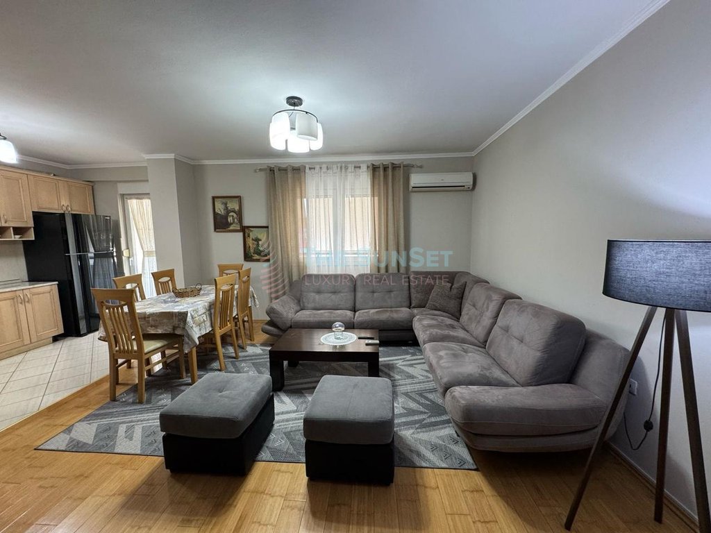 Apartment for rent on Durrës street, Tirana!